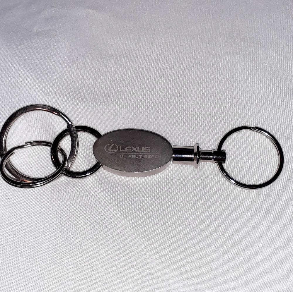 Lexus keychain. - Picture 2 of 3
